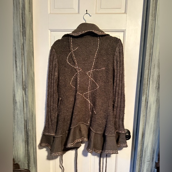 Forla Paris, Women’s size M, Y2K Brown Wool Blend Tie Cardigan Sweater - Picture 2 of 4